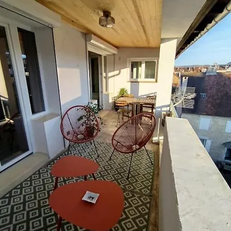 Appartement Plein Centre Avec Terrasse Lons-le-Saunier Exterior foto